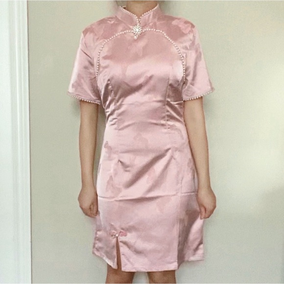 Traditional Chinese Cheongsam Qipao Dress - Picture 4 of 13